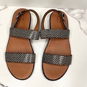 Fitflop Barra Dotted Snake Sandal. New